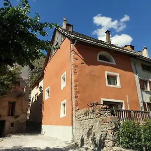 La Maison Basse Saint-Dalmas-le-Selvage